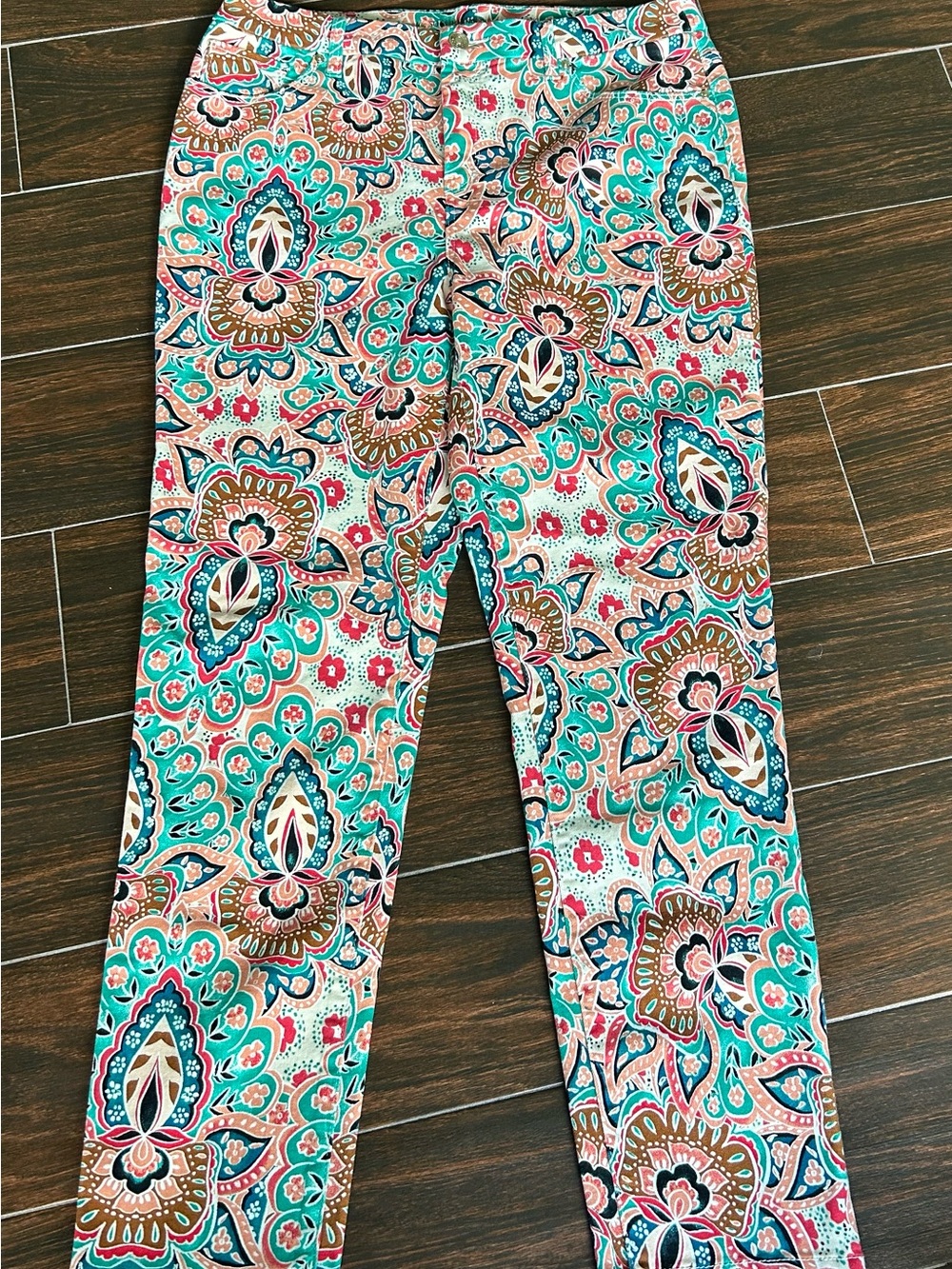 Chico’s So Slimming Girlfirend Ankle Jeans size 1 = US size 8